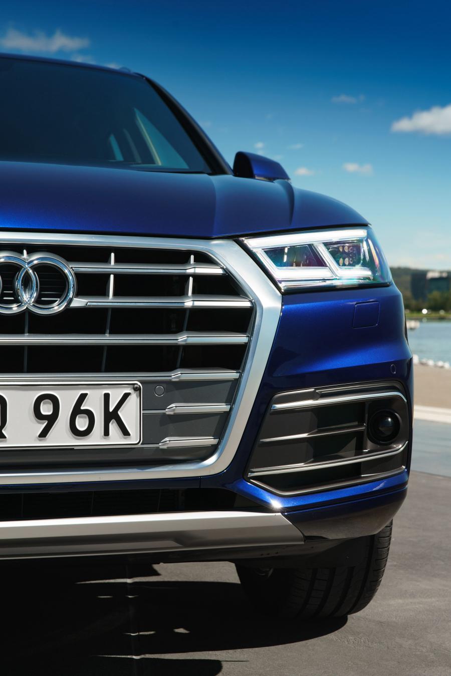 Детали экстерьера Audi Q5 2.0 TDI Quattro 2017 года  (AU) (фото 28 из 40)